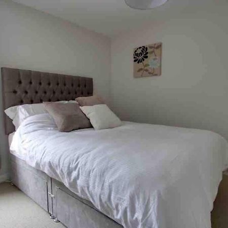 Bakewell- Super Central 2 Bed Apartment エクステリア 写真